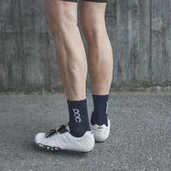 Les meilleures critiques de 🛒 Chaussettes Vélo POC ESSENTIAL ROAD SOCK SHORT TURMALINE NAVY 22 Bleu 🛒 -Chaussettes sport Soldes 9 103981 65120 1582 03