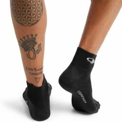 Offres ⌛ Chaussettes Trail Running ICEBREAKER M RUN+ ULTRALIGHT MINI BLACK/SNOW 22 Noir 💯 -Chaussettes sport Soldes 9 106829 m run ultralight mini black snow ib104213a061 03