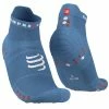 Meilleure affaire 👏 Chaussettes Trail Running COMPRESSPORT PRO RACING 🧦 SOCKS V4.0 RUN LOW PACIFIC BLU/DECO ROSE 22  Bleu 🎉 -Chaussettes sport Soldes 9 116404 xu00047b 541 01