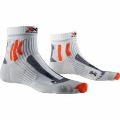 Sortie 😉 Chaussettes Trail Running X-SOCKS MARATHON ENERGY BLC/OR 22 Blanc / Orange / Gris ⭐